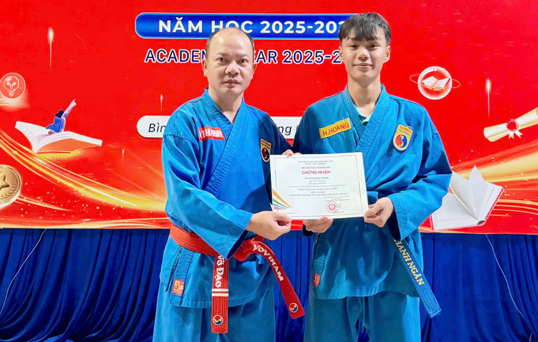 VỮNG BƯỚC VIỆT VÕ ĐẠO CÙNG  CLB VOVINAM DUY TÂN