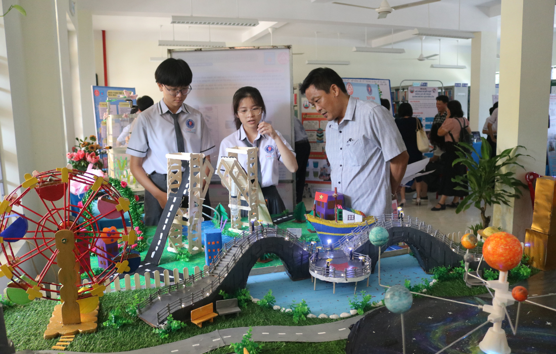 STEM/STEAM DUY TÂN – HỌC TỪ TRẢI NGHIỆM, TRƯỞNG THÀNH TỪ SÁNG TẠO